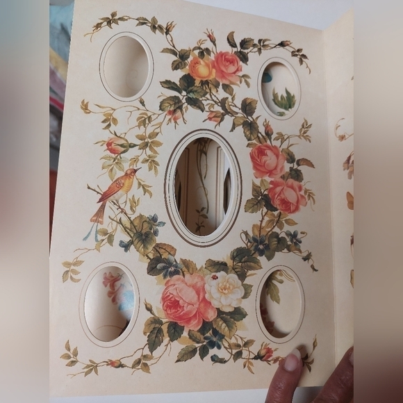 Vintage 1995 The Victorian Photography Album (Harcover-Red) - Picture 5 of 9